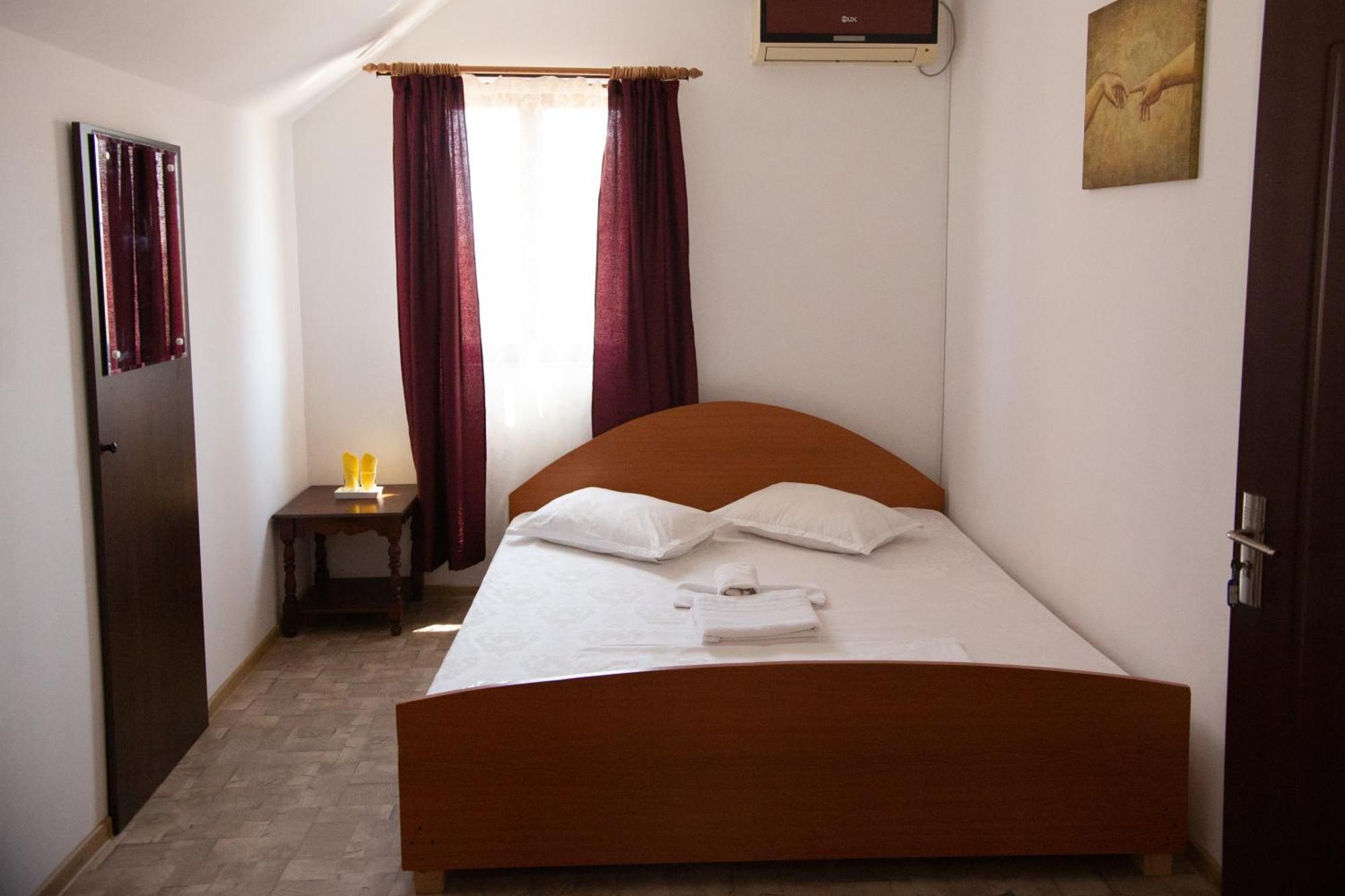 Casa Dany Hotel Corbu  Buitenkant foto