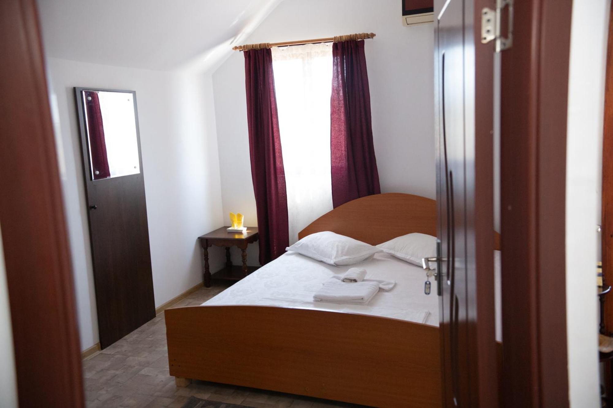 Casa Dany Hotel Corbu  Buitenkant foto