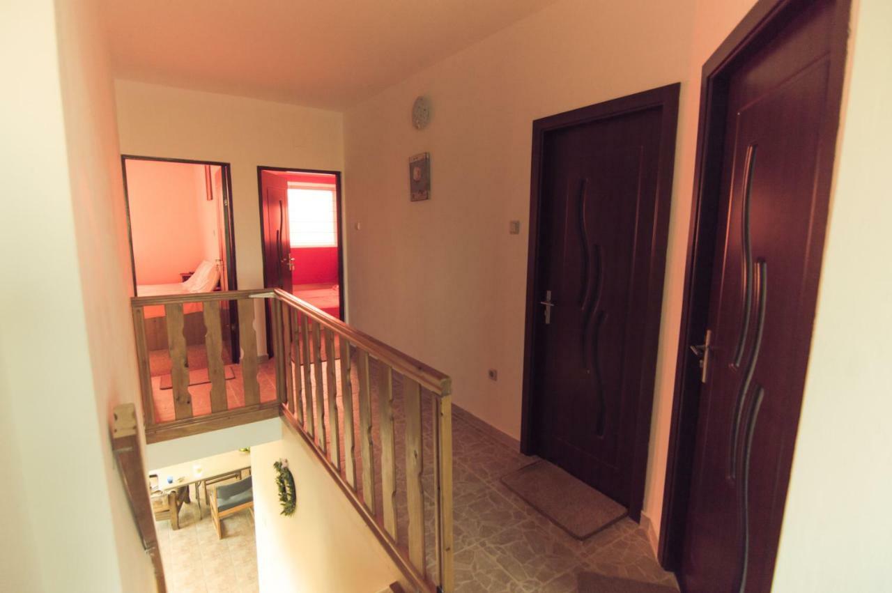 Casa Dany Hotel Corbu  Buitenkant foto